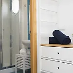Appartement Singularstays Vi