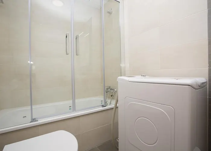 Singularstays Vi Apartment *