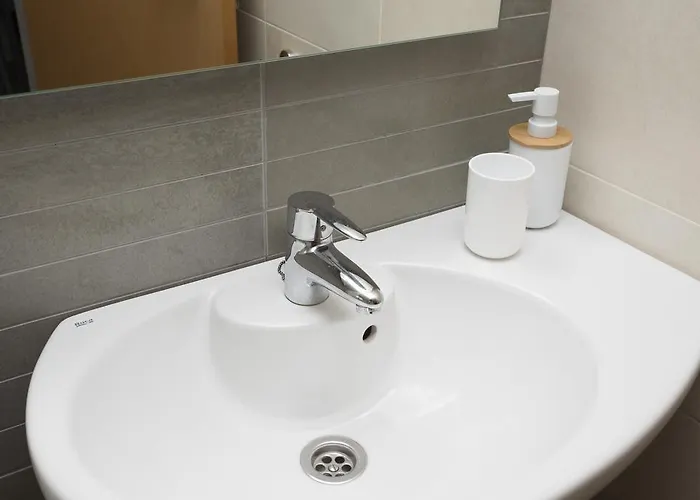 Singularstays Vi Apartment *